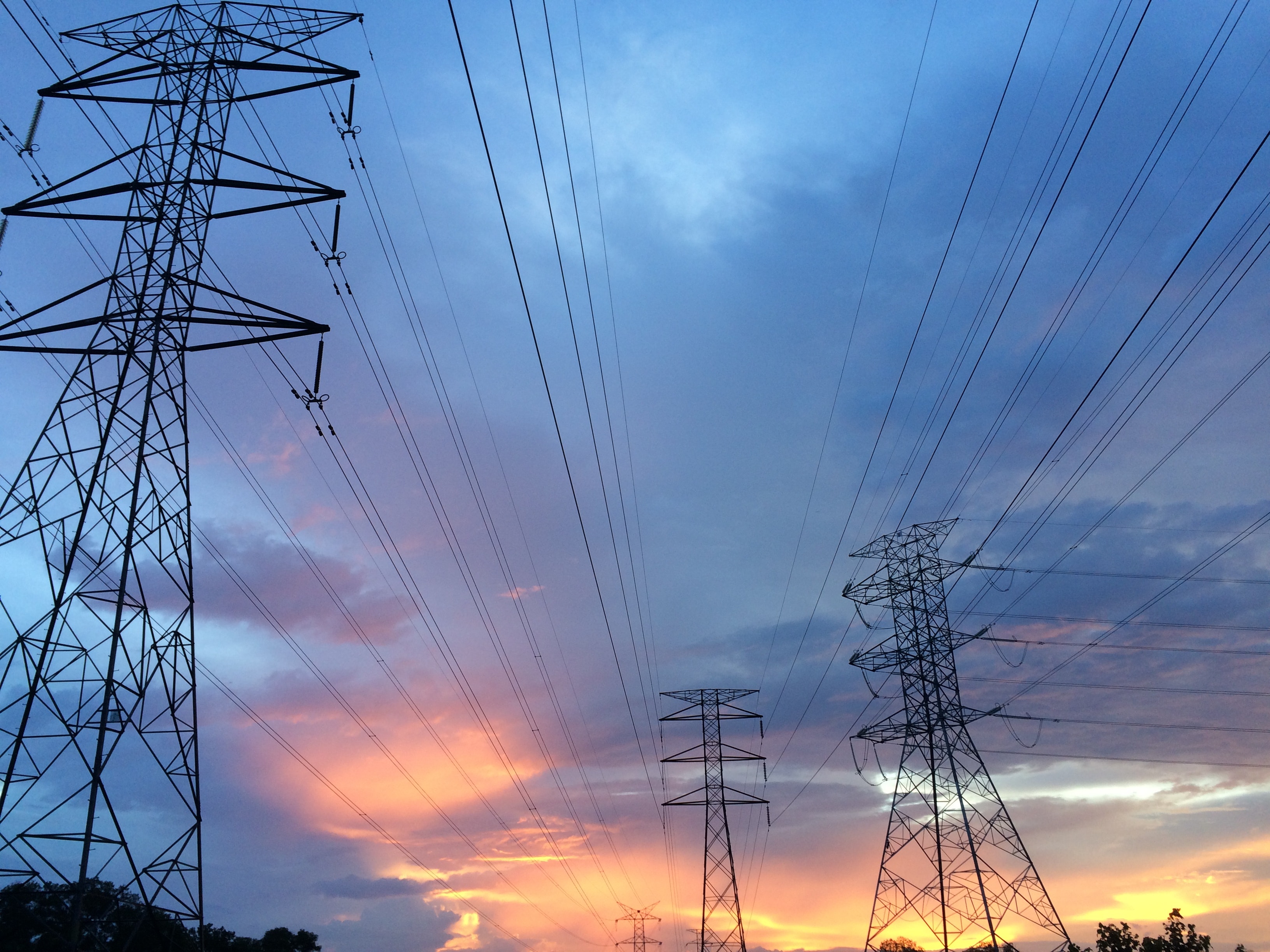 Power lines, Photo by Pok Rie from Pexels, https://www.pexels.com/photo/cable-clouds-conductor-current-189524/